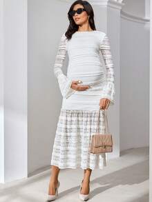 MaterniWear Umstandskleid mit rundem Ausschnitt, Kontrast-Spitze, Rüschenärmeln und figurbetontem, elegantem Schnitt - Aprikosenfarben - Übersicht 3