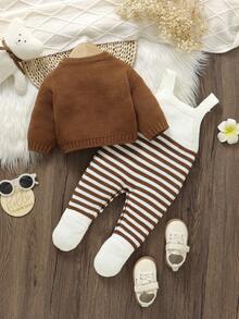 SHEIN 2 件新生儿绿色毛衣套装：圆领长袖带口袋开衫 + 条纹吊带连体衣 - 咖啡棕 - 查看 2