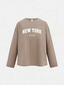 SHEIN Girlism 2件套少女休闲宽松针织圆领插肩袖褶皱印花T恤和短裤套装，适合日常穿着、返校、假期、家庭户外春季野餐及各种场合。 - 卡其色 - 查看 4