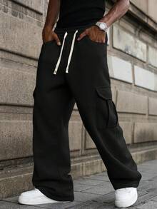 Manfinity Roghcode Phong cách đường phố trẻ trung cho nam, sản phẩm đa năng: Quần nỉ nam nhiều túi, phù hợp mặc dạo phố, thường ngày, đi chơi cuối tuần, lễ hội âm nhạc, tụ tập bạn bè và các dịp giao lưu khác. Chiếc quần này là một món đồ đa năng không thể thiếu trong tủ đồ của nam giới và là món quà tuyệt vời cho bạn trai hoặc chồng. - màu đen - Xem 4