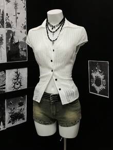 EgrlEra Áo sơ mi nữ tay ngắn dáng suông, cài một hàng khuy, chất liệu voan mỏng, họa tiết sọc, ôm sát. - trắng - Xem 4