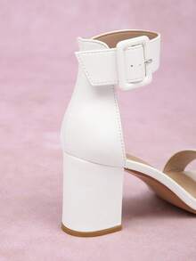 CUCCOO CURVES 大码女式时尚白色绑带经典舒适踝带高跟凉鞋，圣诞节必备 - 白色 - 查看 5