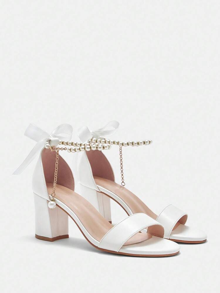 CUCCOO CURVES Plus Size Women Fashionable White Faux Pearl Chain Ankle Strap Comfort High Heel Sandals For Christmas Wide Fit