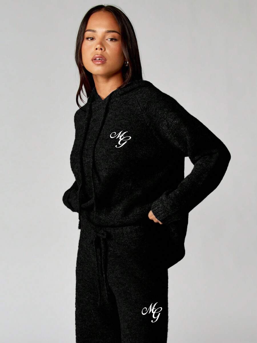 MISSGUIDED Oversized Knitted Hoodie With Logo Embroidery Cozy Winter Pullover Sweater - Black - View 1