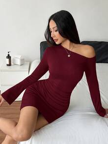 SHEIN PETITE 女式春装新年夜约会罗纹针织褶饰不对称领口修身半身裙 - 酒紅色 - 查看 8