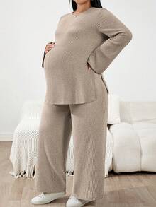 SHEIN 2pcs Maternity Plus Size Solid Color Round Neck Long Sleeve Ribbed T-Shirt And Adjustable Waist Pants Casual Set