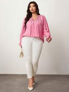 Enliva 大码女式秋季长袖V领拼接蕾丝边宽松衬衫，波西米亚假日风，女士秋季上衣/秋冬款，适合苹果型圆臀身材/2026/新年 - 玫紅色 - 查看 6