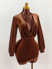Amplova Women's Coffee Brown Velvet Deep V-Neck Ruched Long Sleeve Mini Dress,Autumn 70s Party Y2K Solid Color Elegant Thanksgiving New Year - Camel - View 4