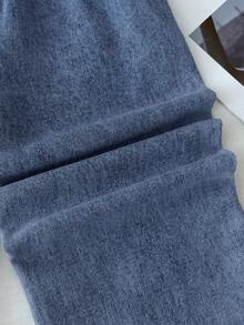 SHEIN بنطلون جينز للفتاة الصغيرة، متعدد الاستخدامات للحياة اليومية، بتفاصيل أزرار أمامية، خصر مطاطي، حافة خام، ساق واسعة - أزرق متوسط - مشاهدة 5