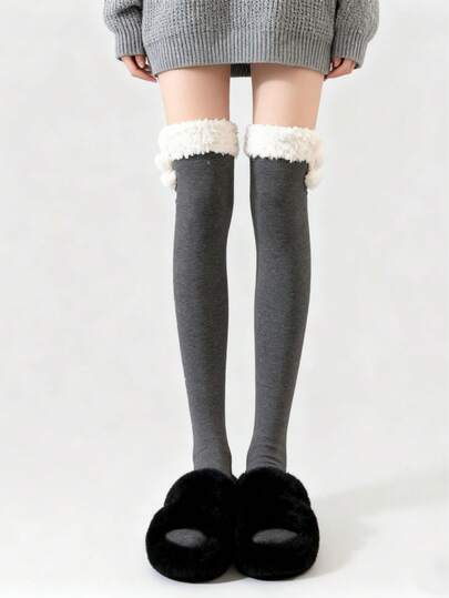 Fairycore زوج من الجوارب فوق الركبة بطراز بسيط ونقي، جوارب مدرسية بيضاء ذات لون أحادي جريء، جوارب شفافة رقيقة جداً مرنة