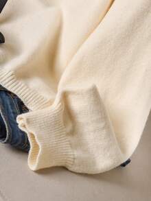 CosyJoli Cardigan élégant et sophistiqué en tricot avec nœud papillon, style français décontracté et minimaliste. Convient pour les femmes en grande taille, pour l'hiver - Nude - Voir 5