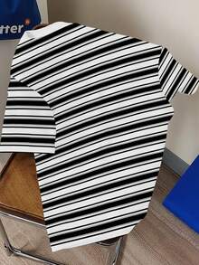 Manfinity Joysei Unisex Classic Black White Gray Striped Horse Print Casual T-Shirt, Fashionable Printed Tee Men Stripe T Shirt - Multicolor - View 2