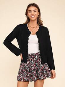 Coeurva Cardigan en laine noir avec bord contrasté en coquille, adapté pour le port quotidien dans la rue