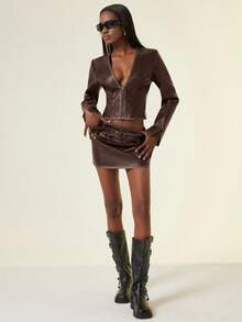 GENKIRA Bộ 2 áo crop top da PU đen cổ chữ V sâu, thiết kế khóa kéo và chân váy ngắn cạp trễ, trang phục gợi cảm và thường ngày - màu nâu - Xem 6