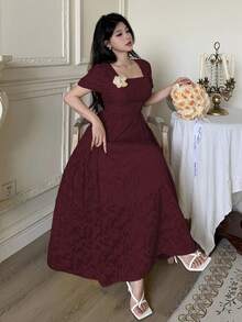 Modelyn Vestido largo de mujer con cuello cuadrado, cintura calada y bajo acampanado con decoración floral 3D