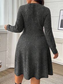Vionelle Plus Size V-Neck Solid Color Long Sleeve Cinched Waist A-Line Midi Dress - Dark Grey - View 2