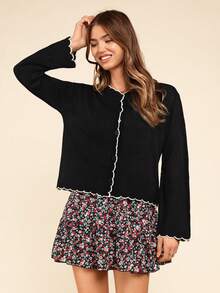 Coeurva Cardigan en laine noir avec bord contrasté en coquille, adapté pour le port quotidien dans la rue