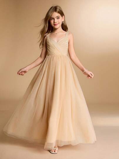 优雅少女花童礼服，适合毕业典礼、婚礼、舞会等场合，香槟色薄纱褶皱吊带中长连衣裙，适合女孩、舞会、返校季、公主裙等场合。