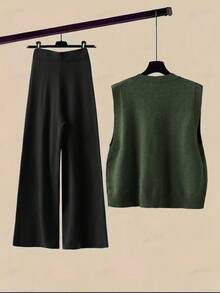 GlowEve Women's Autumn/Winter 3D Floral Decor Knitted Vest And Wide Leg Pants Casual 2 Pieces Set - Army Green - View 2