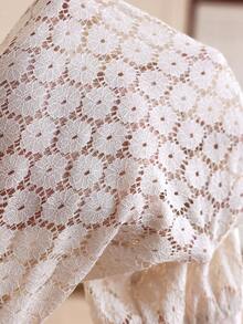 Louniche 女士优雅休闲拼色蕾丝V领纽扣细节长袖T恤，适合女性上班通勤，春秋季日常穿着，秋冬季女士长袖V领纽扣T恤上衣 - 杏色 - 查看 8