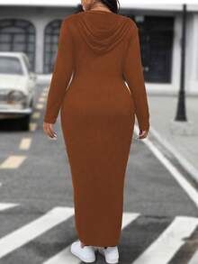 SHEIN LUNE 大码纯色长袖休闲修身长连衣裙女装 - 紅木色 - 查看 2