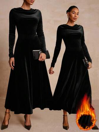 Vesra Elegant klänning med djup halsringning och långärmad sammet för kvinnor