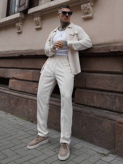 Conjunto de 2 piezas de camisa casual de unicolor con bolsillos dobles y cuello + pantalones para hombre, conjunto deportivo ligero para vacaciones, primavera/otoño