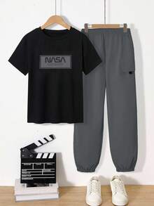 SHEIN 2pcs Tween Boys' Print Black Short Sleeve T-Shirt + Khaki Cargo Pants Casual Suit, Spring/Summer