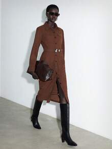 SHEIN Luminelle Vestido midi de pana de otoño/invierno, estilo vestido camisa con bolsillos en el pecho y bolsillos en diagonal - Café - Ver 4