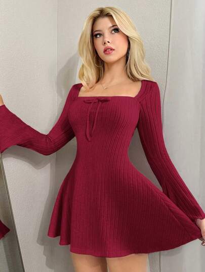 Sweetina 纯色方领喇叭袖迷你Y2K秋季女式长袖外出连衣裙，春秋季，优雅女装