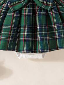 SHEIN Playful Pals 女婴可爱圣诞风连体衣，长袖，带头带装饰 - 綠色 - 查看 5