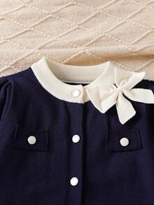 女婴新款毛衣套装 - 甜美厚实3D手工蝴蝶结套装，宽松百搭针织开衫+裤子两件套，柔软可爱长袖毛衣套装，适合婴幼儿日常穿着/外出，秋冬季 - 藏蓝色 - 查看 4