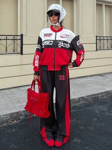 SHEIN ChillGRL 2 Stücke/Set Romweezy Teenager Mädchen Schwarz & Rot Kontrast Farbe Stehkragen Kurze Strickjacke kombiniert mit weiter Hose, Zahlen & Englische Buchstaben Grafik Muster, Seitentaschen, normale Dicke, geeignet für Lässig, Pendeln, Sport, Frühling & Herbst Urlaub