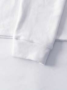 Manfinity CasualCool 男士纯色休闲通勤长袖拉链 Polo 衫，适合日常休闲、周末旅行、户外活动、探险旅行、轻松的工作环境或半正式场合，也是送给男友/丈夫、周年纪念日或圣诞节的理想礼物。 - 白色 - 查看 3