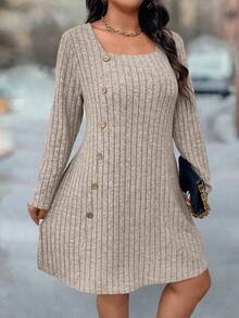 Đầm dài tay cổ vuông màu trơn cỡ lớn, dáng rộng, thường ngày - Màu Khaki - Xem 5