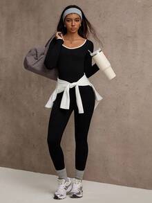 SHEIN Dewbera 露背撞色U领罗纹运动连体裤 - 黑色 - 查看 5