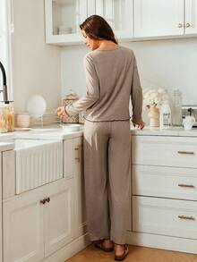SHEIN 女士休闲纯色假门襟长袖上衣和裤子家居服套装，秋冬服装 - 卡其色 - 查看 5