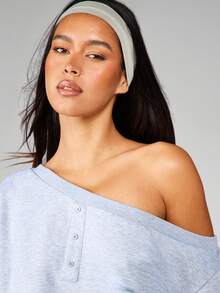 MISSGUIDED Off Shoulder Button Detail Relaxed Fit Heather Sweatshirt For Casual Comfort And Cozy Weekend Style - Grey - View 4