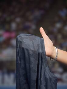 Cheerettes 女士迷彩印花露背长袖运动T恤 女士长袖上衣 - 深灰色 - 查看 8