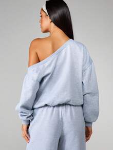 MISSGUIDED Off Shoulder Button Detail Relaxed Fit Heather Sweatshirt For Casual Comfort And Cozy Weekend Style - Grey - View 2
