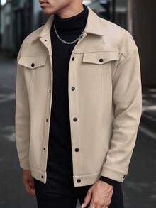 Manfinity CasualCool 男士长袖休闲纽扣落肩大衣，适合秋季穿着。