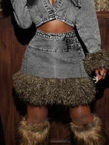 Slaydiva 女式高腰搭扣设计拼接人造毛皮下摆时尚牛仔迷你裙 - 藍色 - 查看 1