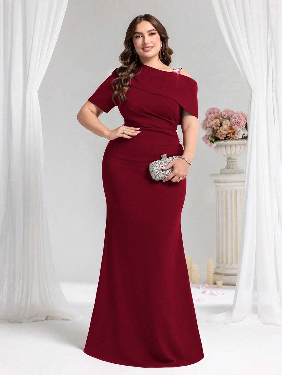 Coutiva Plus Size Women Rhinestone Decor Ruched Oblique Shoulder Short Sleeve Formal Evening Gown - Redwood - View 1