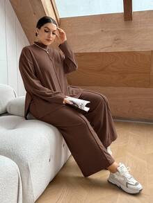 SHEIN Essnce 大码女装秋冬时尚休闲宽松舒适保暖柔软日常高领长袖上衣和阔腿裤棕色两件套，冬季服装，机场穿搭 - 駝色 - 查看 1
