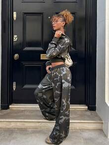 StreetHx 2pcs Women Camouflage Print Cropped Fitted Sweatshirt + Sweatpants Set - Multicolor - View 6