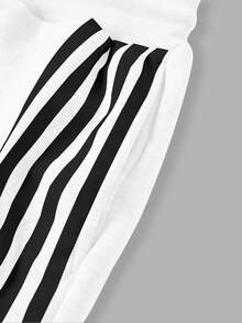 Manfinity Roghcode Conjunto de chándal estético - Sudadera con capucha con cremallera y gráfico de cruz para hombres y pantalones de chándal con cordón en la cintura, conjunto de 2 piezas, conjunto de entrenamiento blanco, forrado térmico para invierno - Blanco - Ver 5