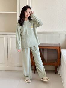 Dazy Kids Tween Girl Girls Cute Embroidered Fleece Crew Neck Long Sleeve Top And Pants Pajama Set, Fall - Green - View 2