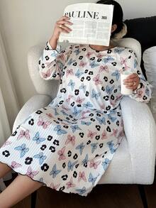 SHEIN Camisón de manga larga con volantes y estampado de mariposa para mujer talla grande, para otoño e invierno - Blanco - Ver 4