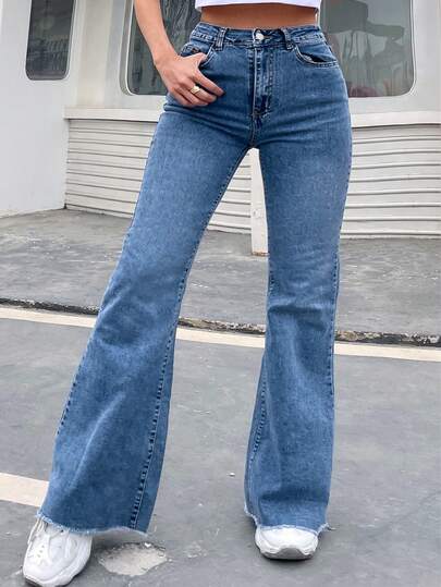 EMERY ROSE 大码女式弹力浅蓝色毛边喇叭牛仔裤