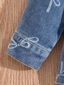 SHEIN Set Denim Motif Minimalis Kasual untuk Balita - Medium Wash - View 6
